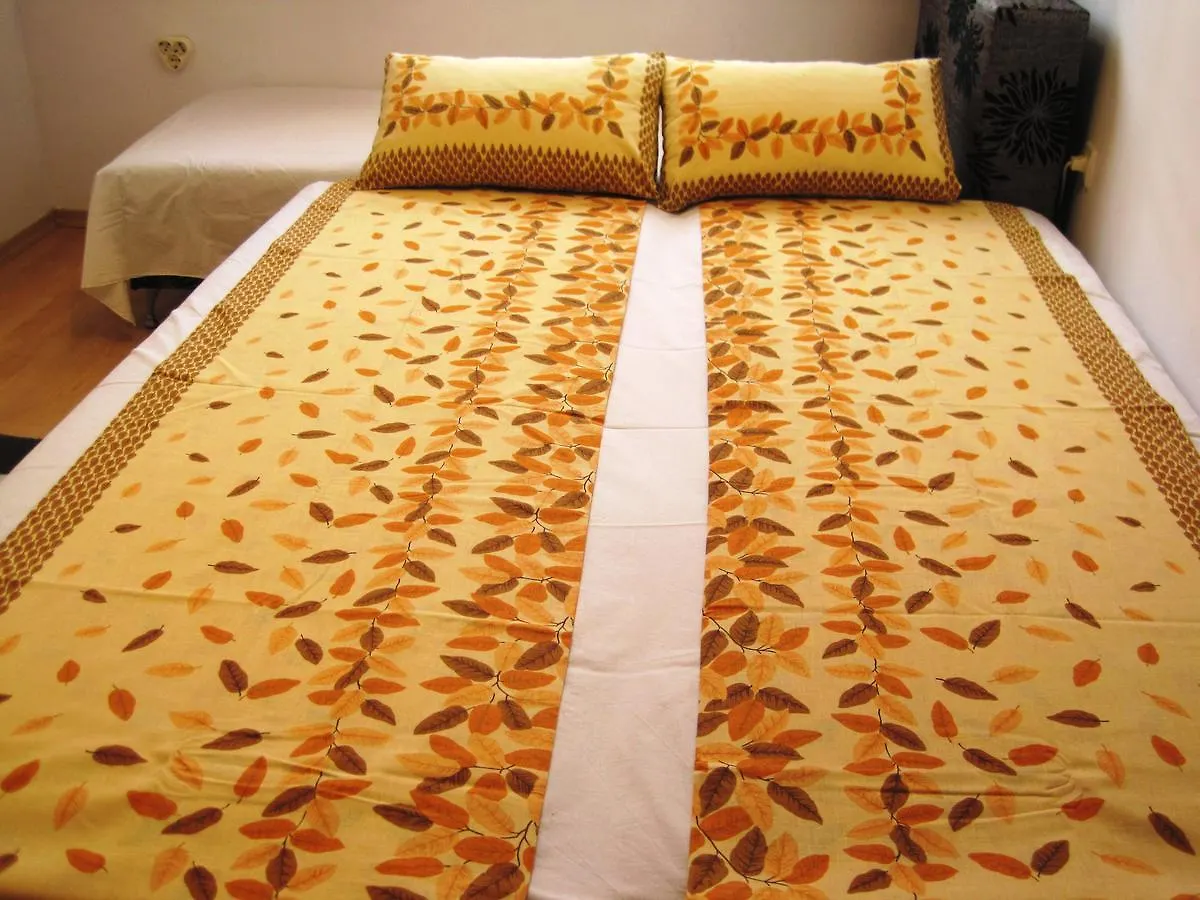 Apartment Nadejda Varna